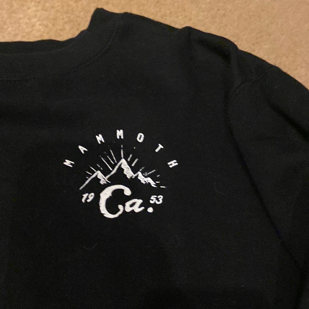 Mammoth crewneck